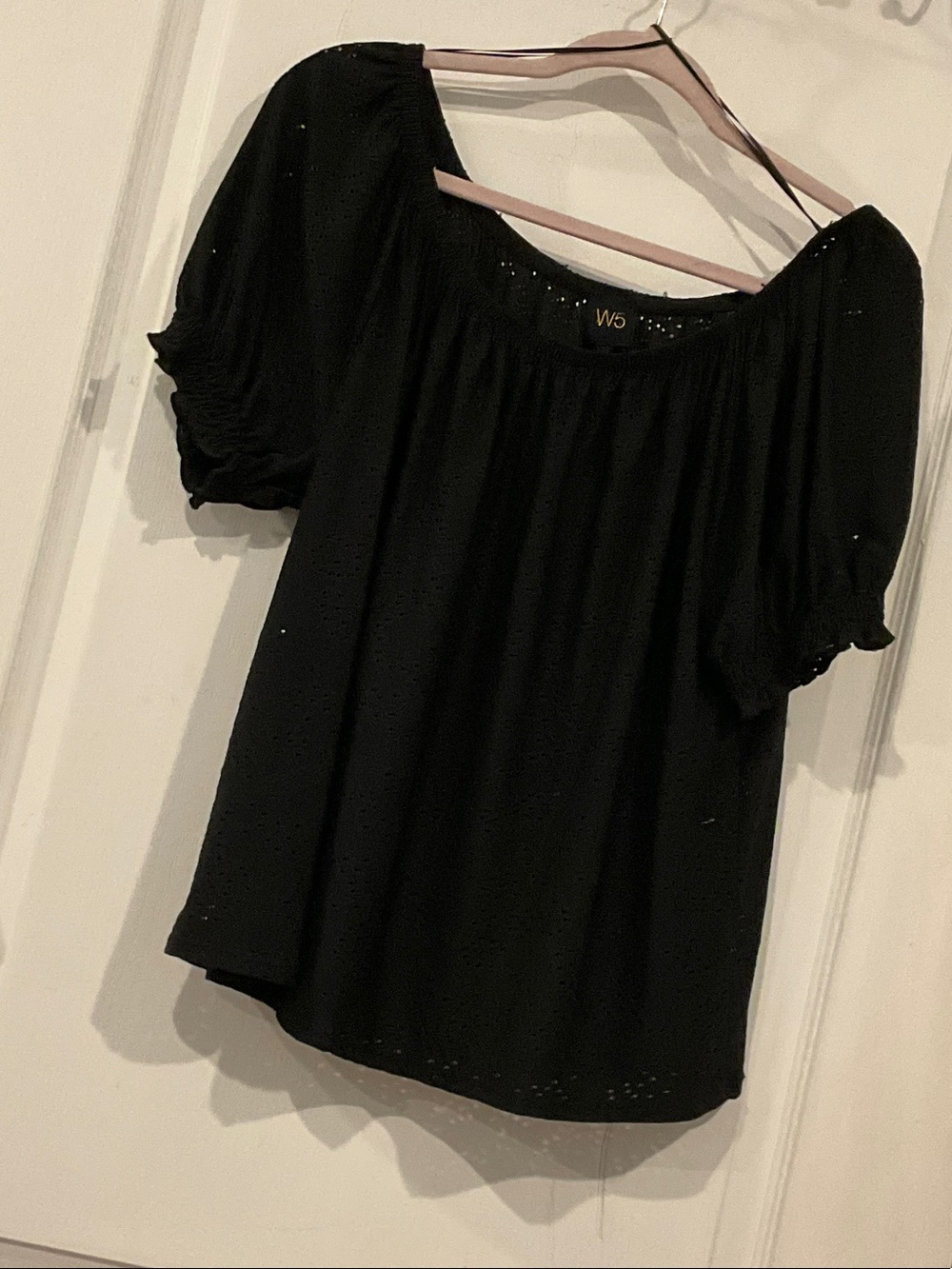 W5 Black Scoop Neck Puff Sleeve Blouse